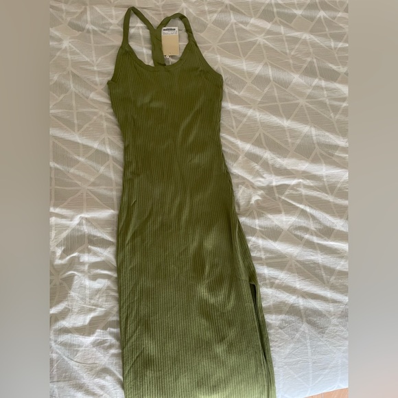 Brand new meshki Yasmin halter knit maxi dress - Picture 2 of 2